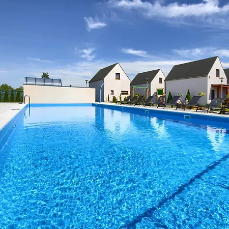 Holiday Home In Rogowo Near Baltic Sea Beach, Cleaning Included * Rogowo (Gryfice)